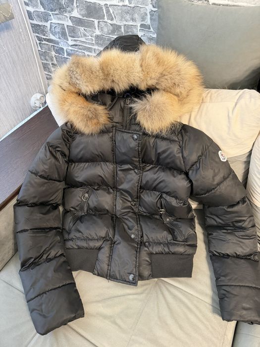 Дамско яке Moncler с естествен пух