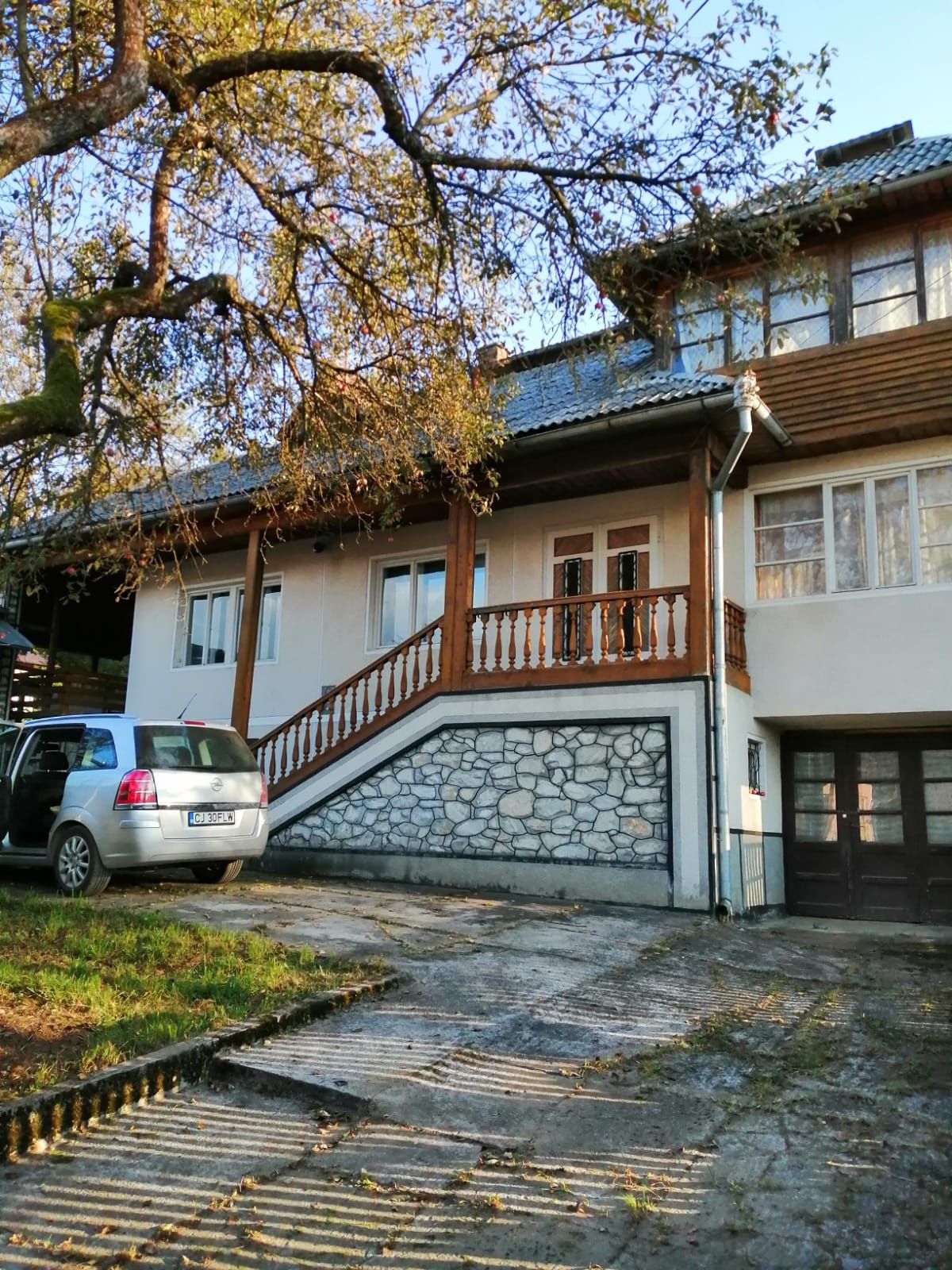 Vând casă Vișeu de Sus