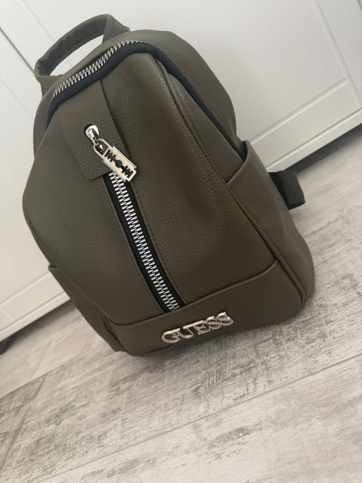 Ghiozdanel Guess / Michael Kors