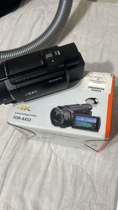Продаю камеру 4K-видеокамера HandyCam® AX43 с матрицей Exmor R™ CMOS