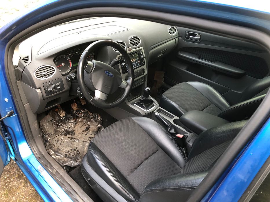 Ford focus 2 1.6 benzina