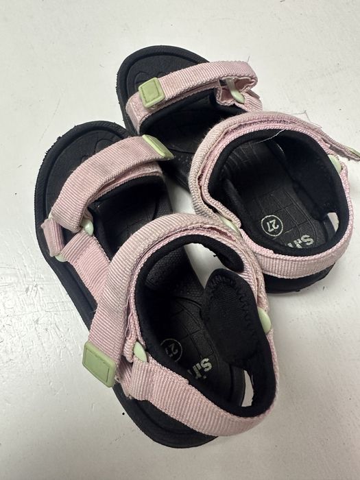 Vand sandale fetite nr 27 si 28