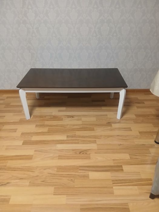 Vând măsuță noua 1,20 pe 60