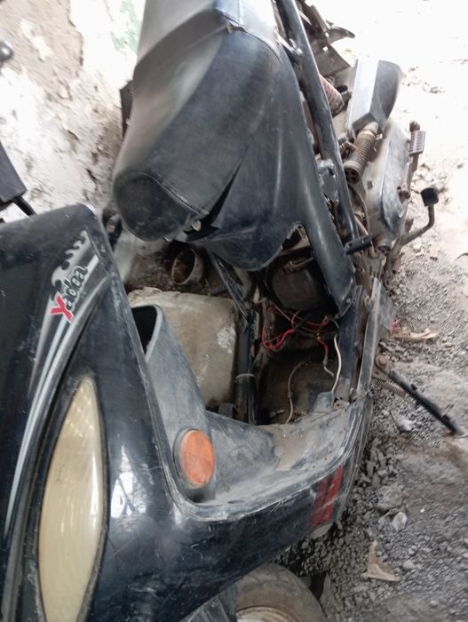 Продам скутера по запчестям