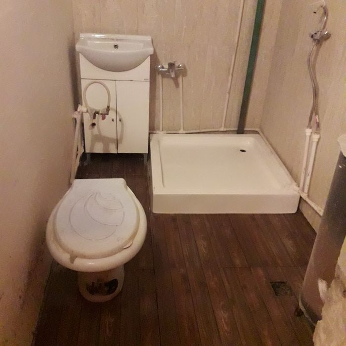 Garsoniera cărămidă cu pivnita