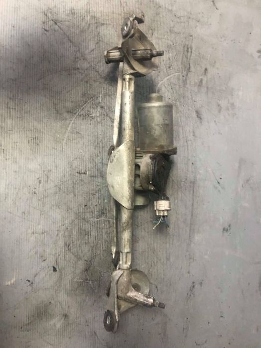 ansamblu stergatoare motoras toyota yaris 1999-2005