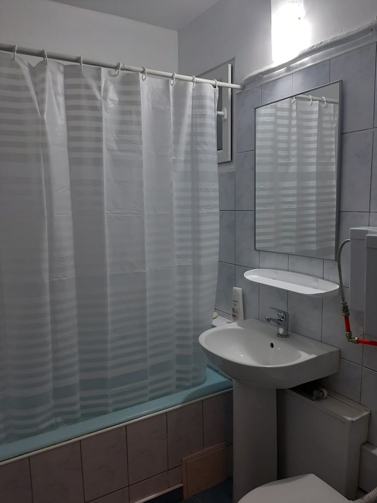 Inchiriez apartament 2 camere alunis