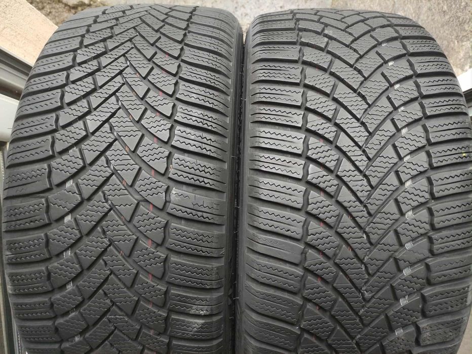 225/40/18 2бр BRIDGESTONE зимни
