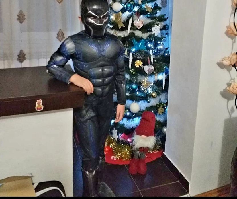 Costum Pantera Neagra