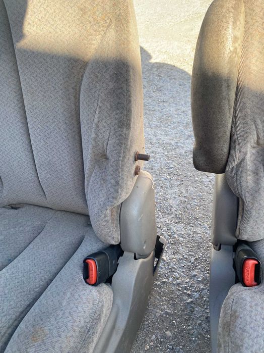 седалки Chrysler Voyager