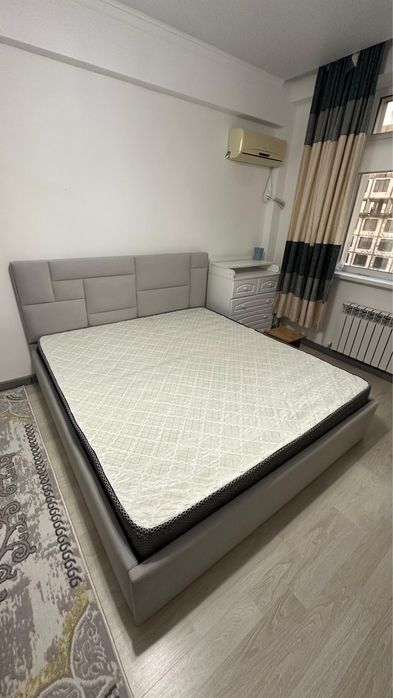 Кровать двухспальная