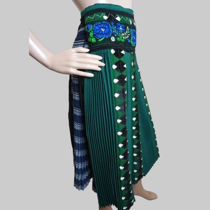 Zadie cu bocori , sort traditional plisat din Cluj , Arad , Salaj