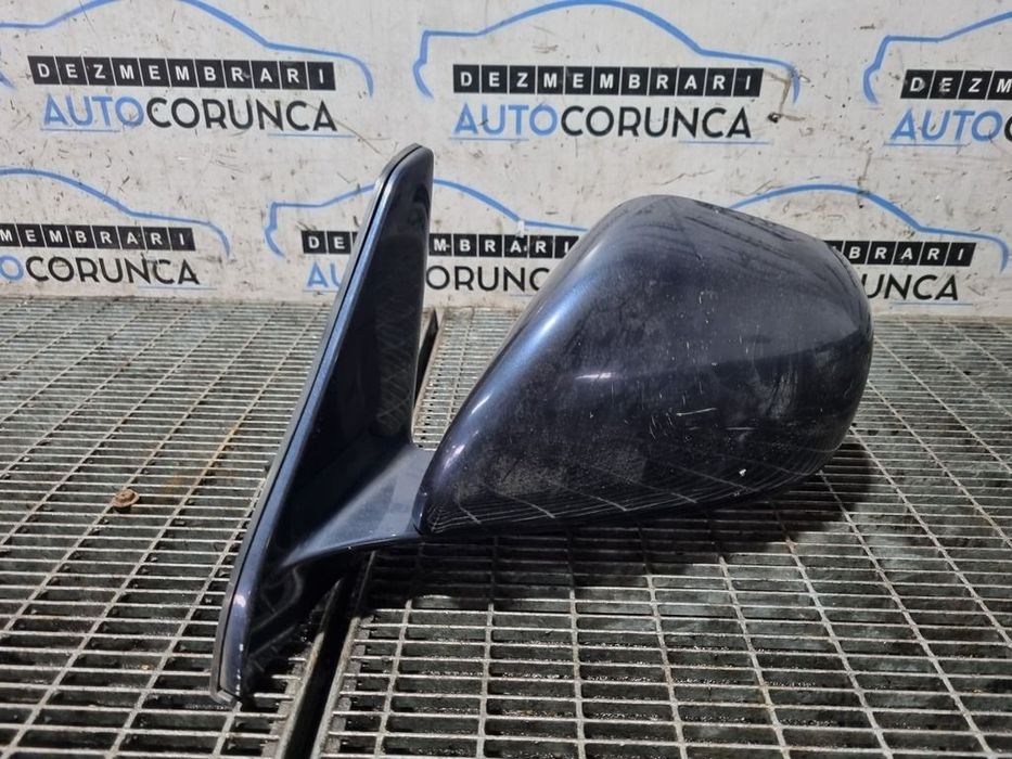 Oglinda stanga Toyota Land Cruiser J12 2002 - 2010 4 Usi BLUE MERIDIAN PEARL 8R4 (1305) ...