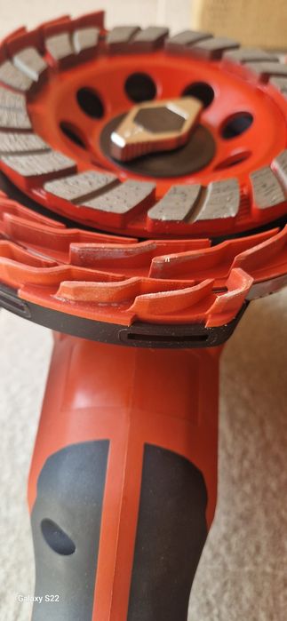 Hilti șlefuitor pentru beton pe acumulator