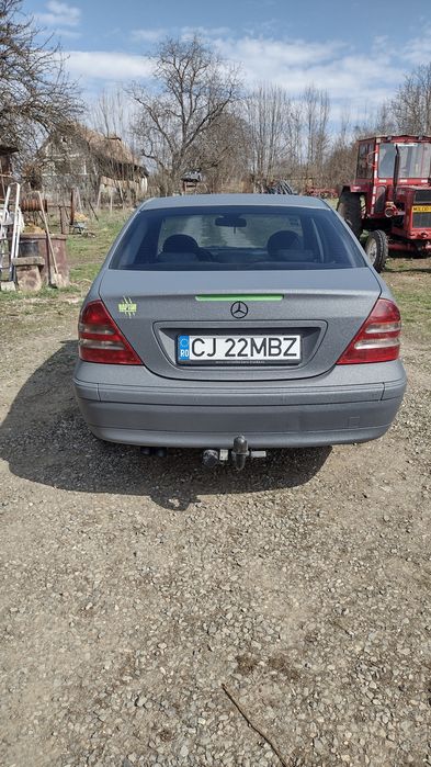 Se vinde Mercedes C220