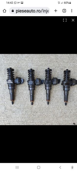 Set 4 injectoare pompe duze marca Bosh.