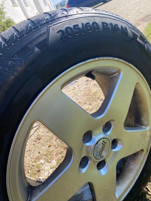Jante aliaj 16 inch+cauciucuri de iarnă