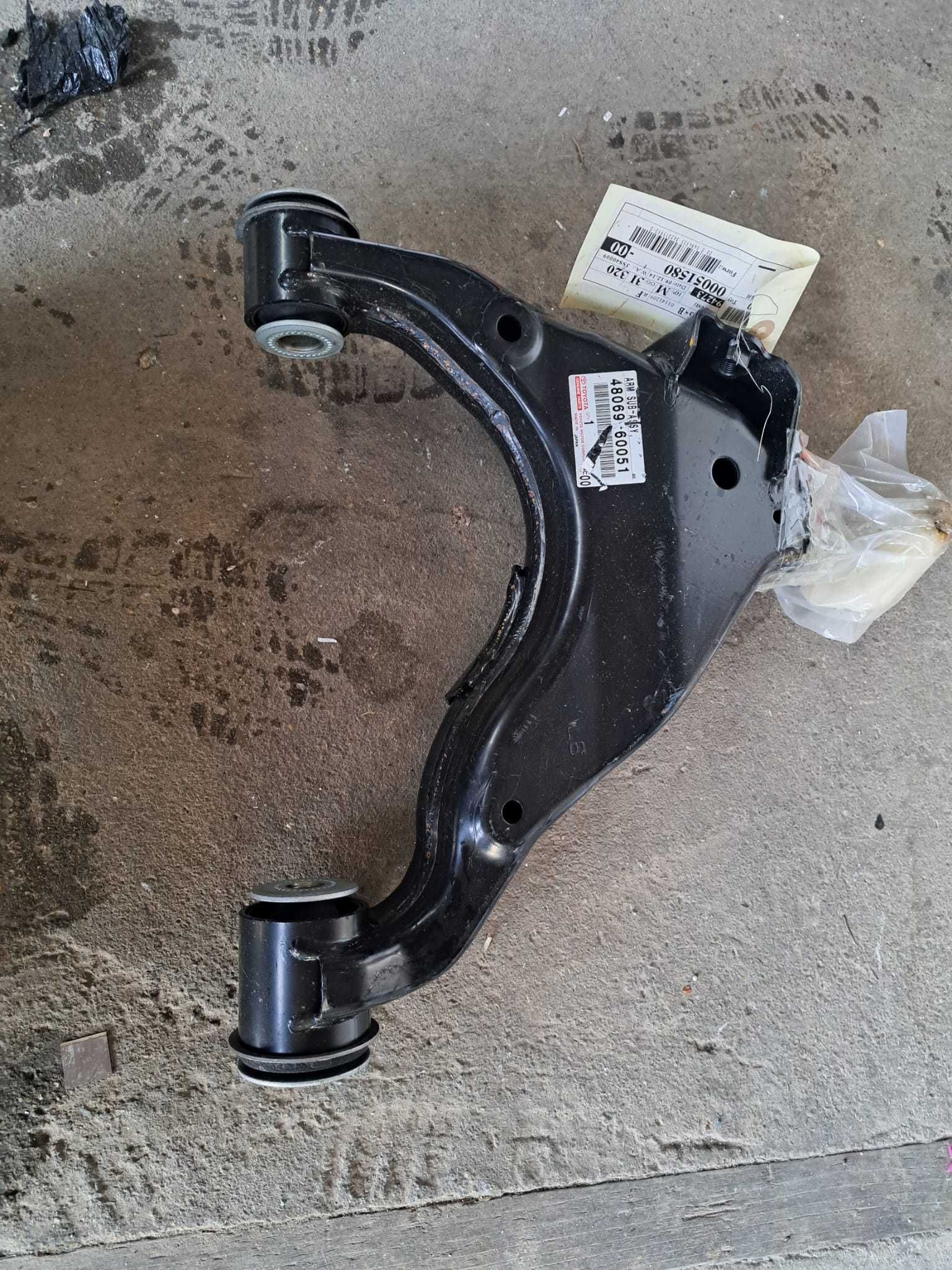 Brat suspensie "toyota land cruiser" roata fata