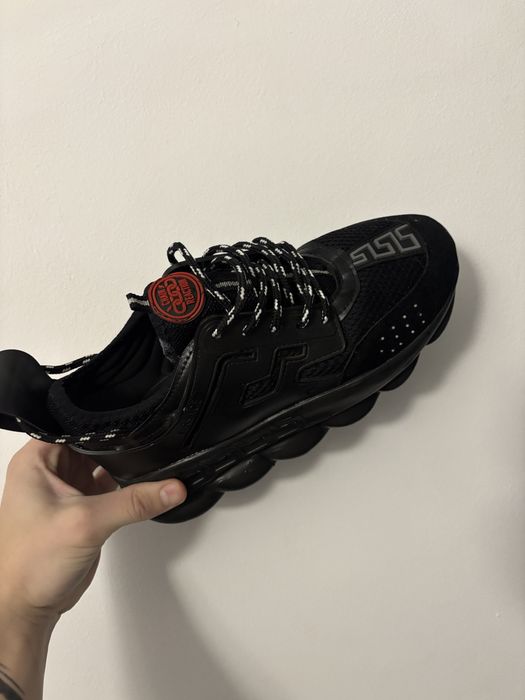 Versace Chain Reaction