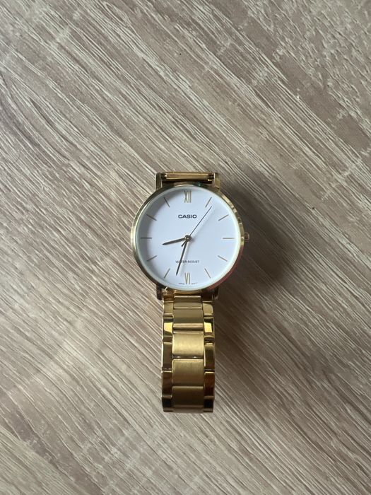 Casio касио часы женские золотые