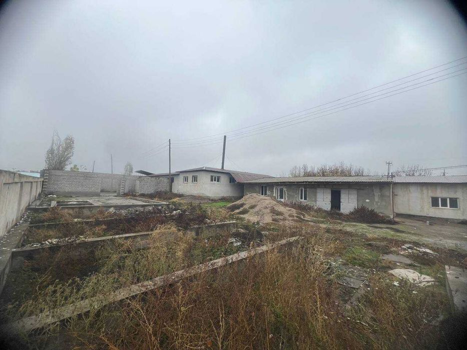 Ер сотилади Зангиота Зиёратгохи 21,5 сотих. ишлаб чикаришга