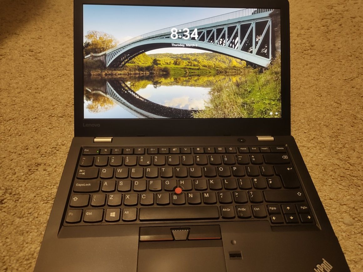 Продавам лаптоп Lenovo Thinkpad 13 Gen2 32GB RAM 512GB SSD