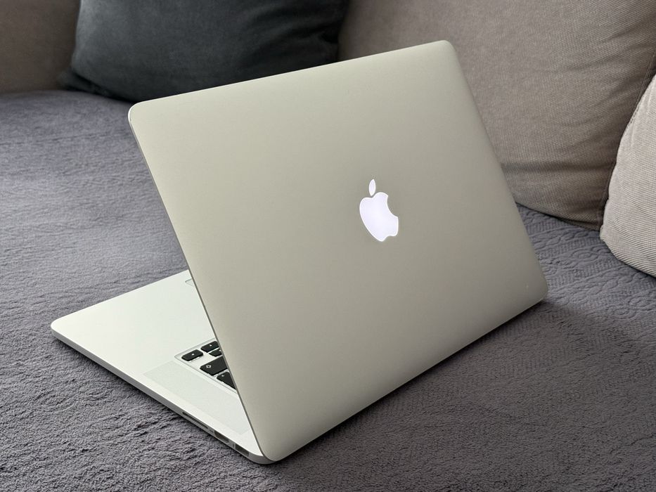 CTO’Като Нов 15,4’Macbook Pro 15 Mid 2015/I7 2.8Ghz/16GB Ram/1TB/R9