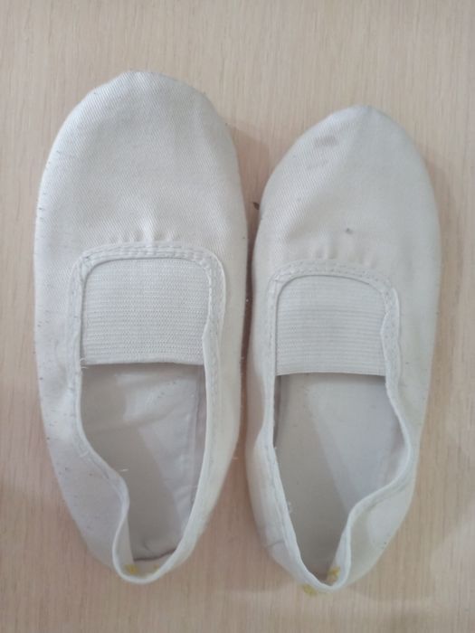 Продам чешки 27 рр