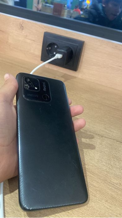 продам Redmi 10C в хорошем состояний