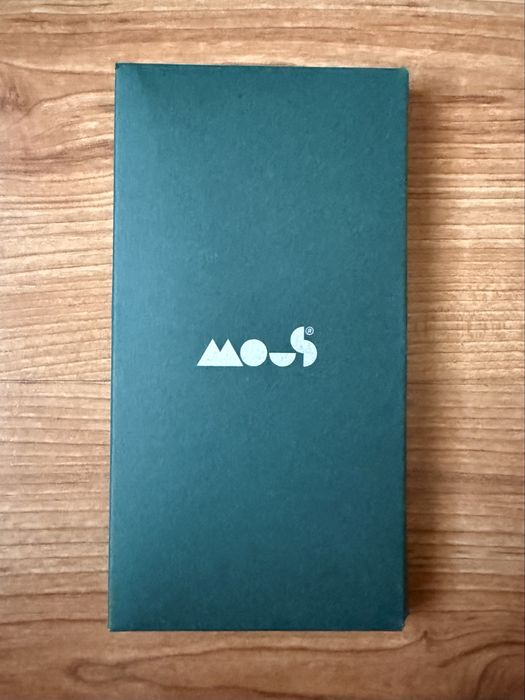 husa iPhone 16 Pro, MOUS din piele. Nouă!