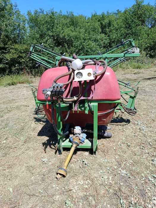 Vand pompa erbicidat