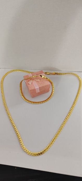 Vând set brățară și lanț