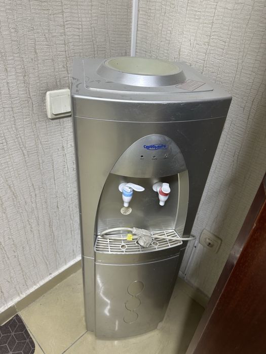 Диспенсер куллер