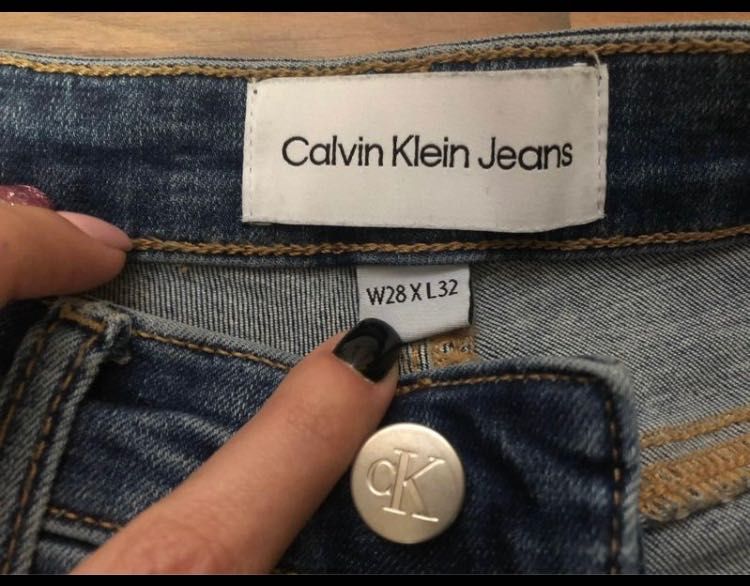 Blugi Calvin Kleinin