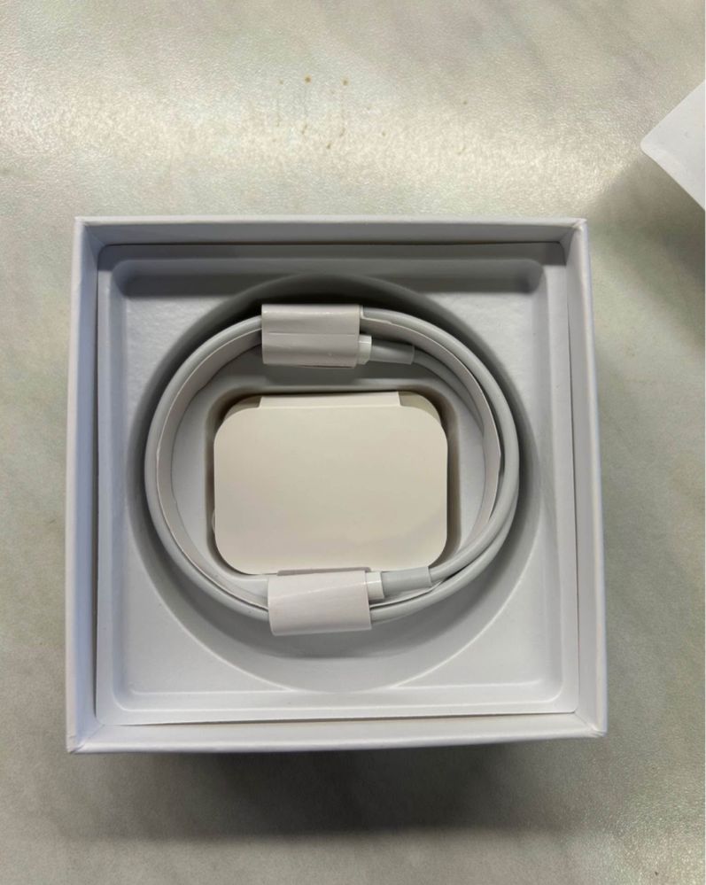 Apple AirPods Pro (2nd Generation)