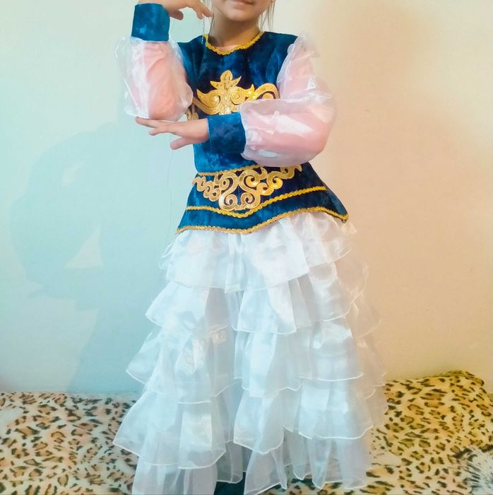 Национальное платье отличное состояние