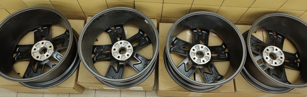 Vand Jante Skoda Karoq R19