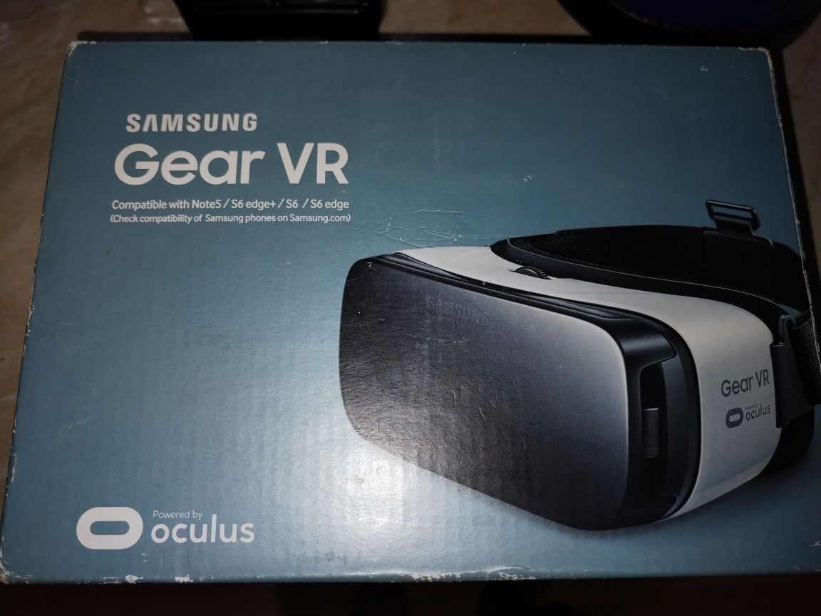Очила Samsung Gear VR