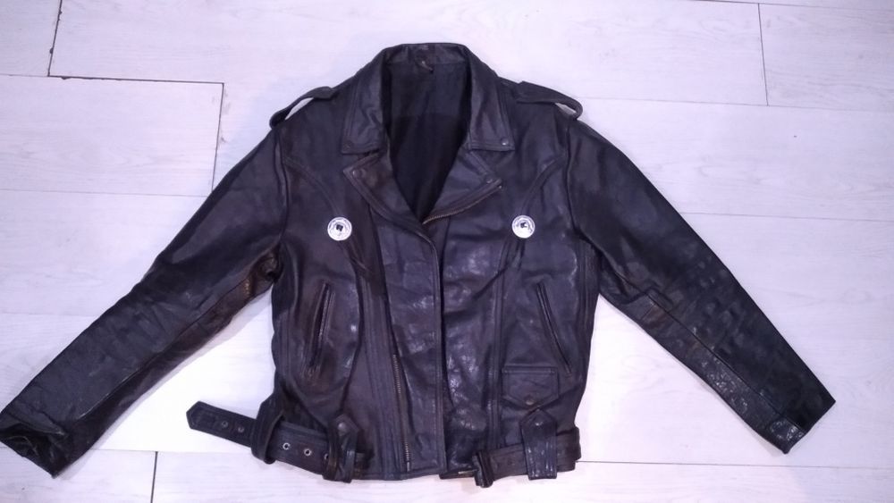 Продам Кожаную куртку тип Байкер