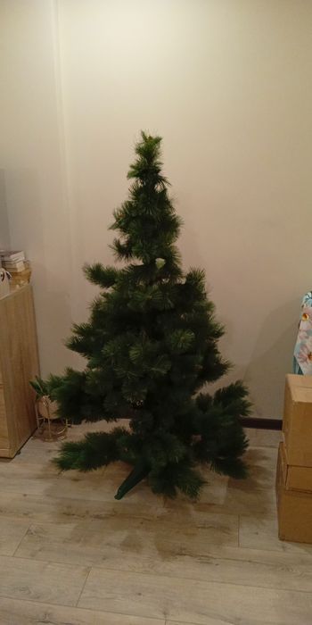 Изкуствена коледна елха висока 150см