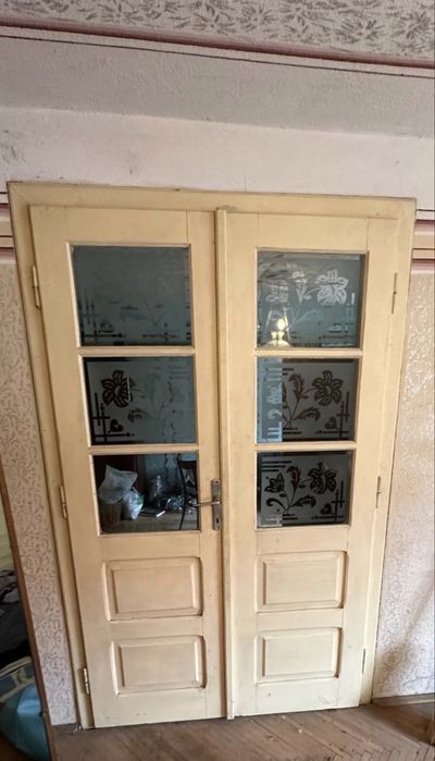 Vand usi duble lemn masiv, urgent