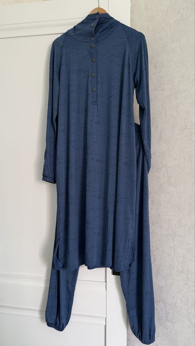 Продам спортивный костюм р.44-46