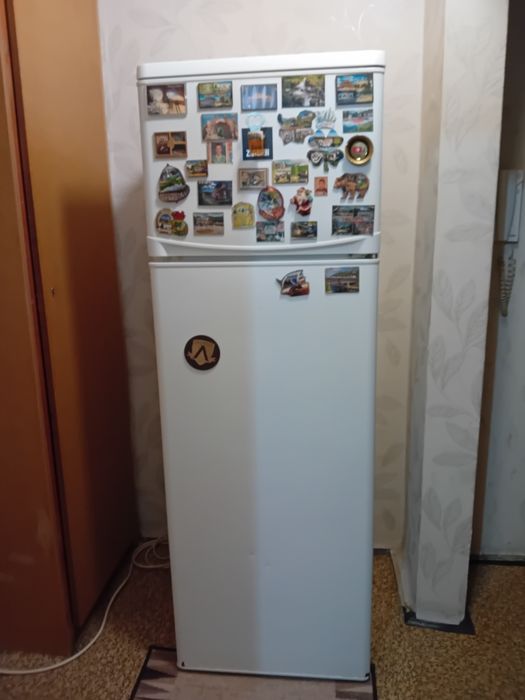 Продавам хладилник