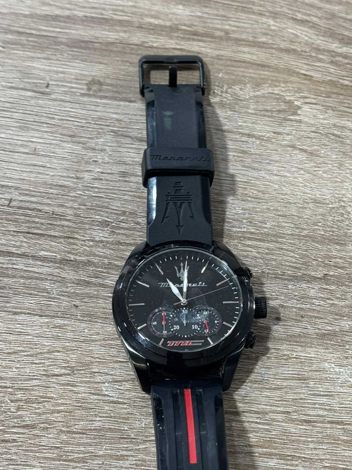 Продавам Мъжки Часовник Maserati