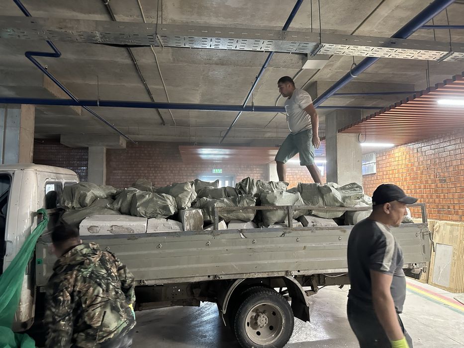 Вывоз мусора вывоз хлама открытая газель без гбо заезд в паркинг