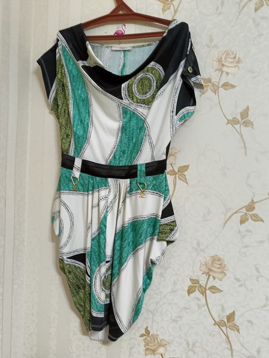 Продам платья разных фасонов