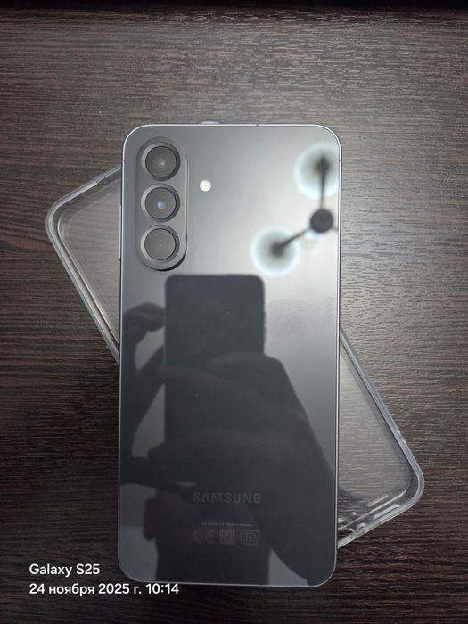 Samsung Galaxy A56 8/128gb qora