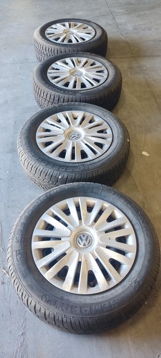 Оригинални метални джанти плюс тасове и две нови гуми за Фолксваген