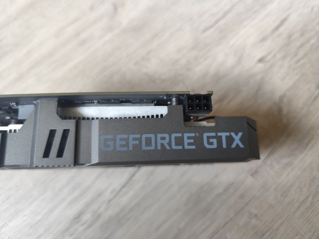 Видео карта GTX1650 4GB