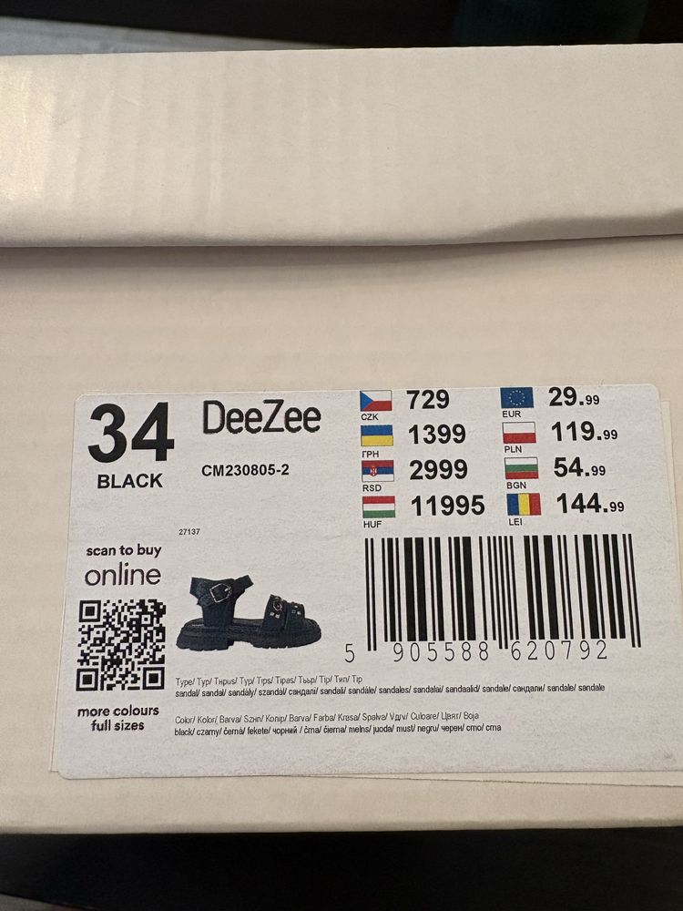 Детски сандали DeeZee